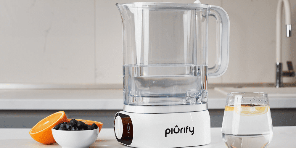 Clean, Fresh Water Made Easy with This Smart Water Pitcher